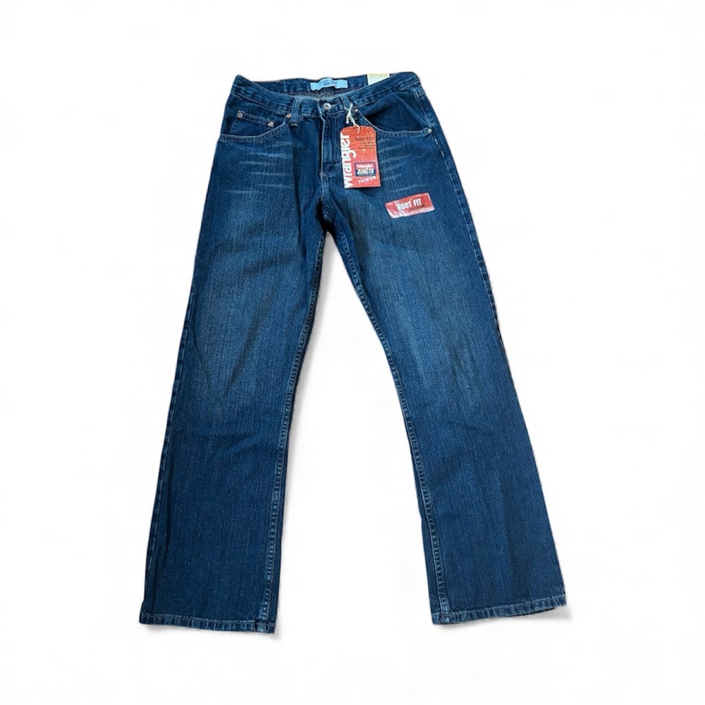 NWT Men's Wrangler Boot Fit Jeans Size 30/30 Relaxed Fit Lower Waist Medium Wash
